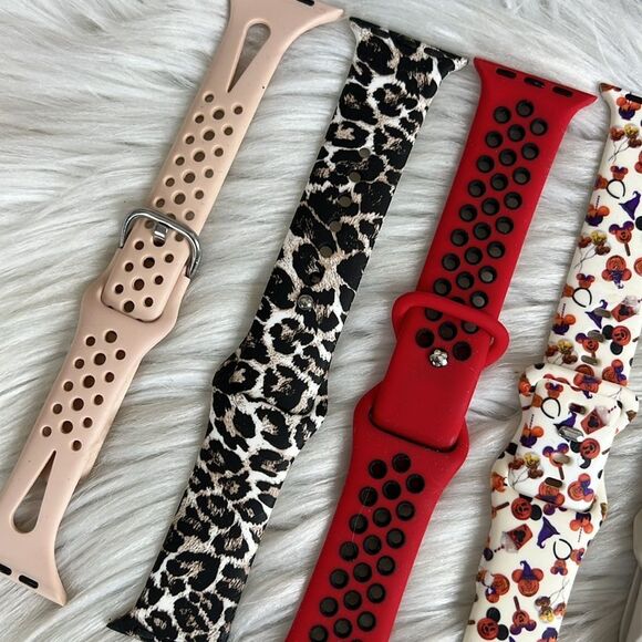 Bundle of five Apple Watch bands - Picture 2 of 6